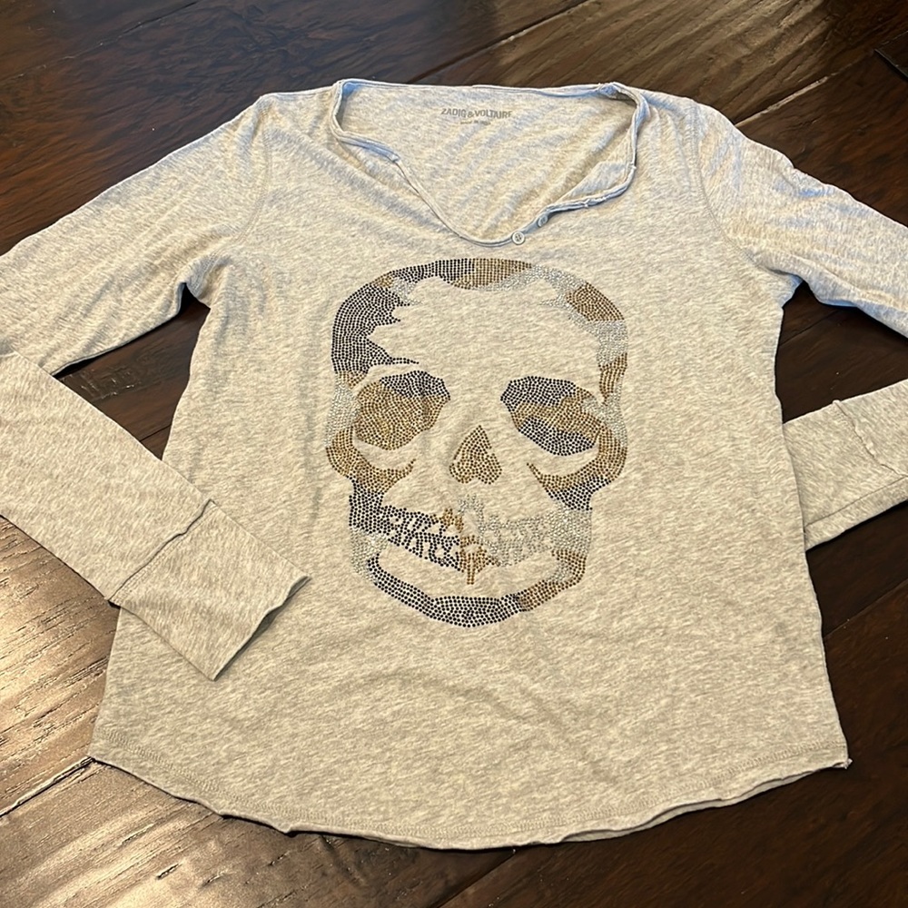 Zadig & Voltaire long sleeve light grey Tunisian beaded skull t shirt